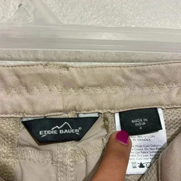 Eddie Bauer Roll-Up Khaki Hiking Mis-Rise Pants - Picture 5 of 6